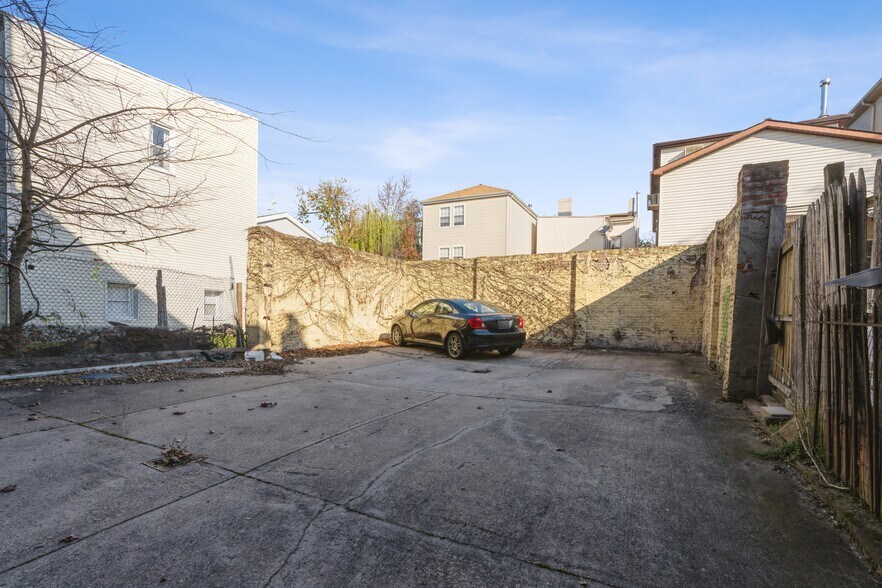 More Photos Of 40 Beacon Ave, Jersey City Apartments For Sale