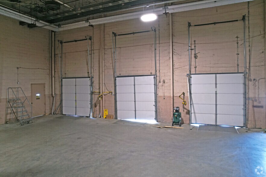 More Photos Of 572 S New St, Eden Distribution For Lease