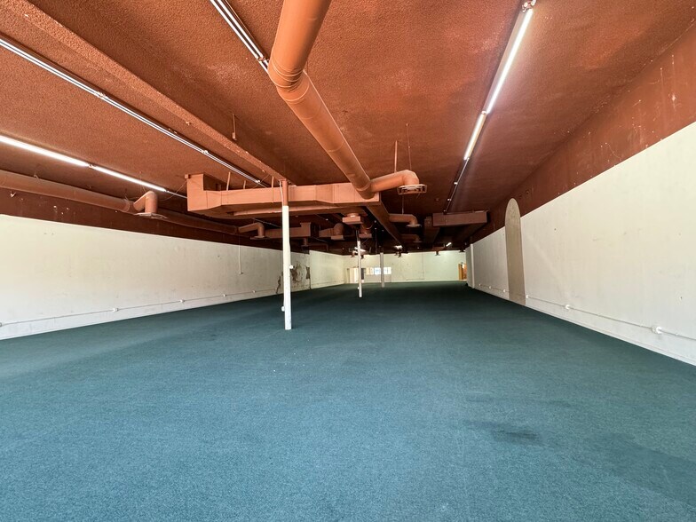 More Photos Of 210 N Carson St, Carson City Storefront For Lease