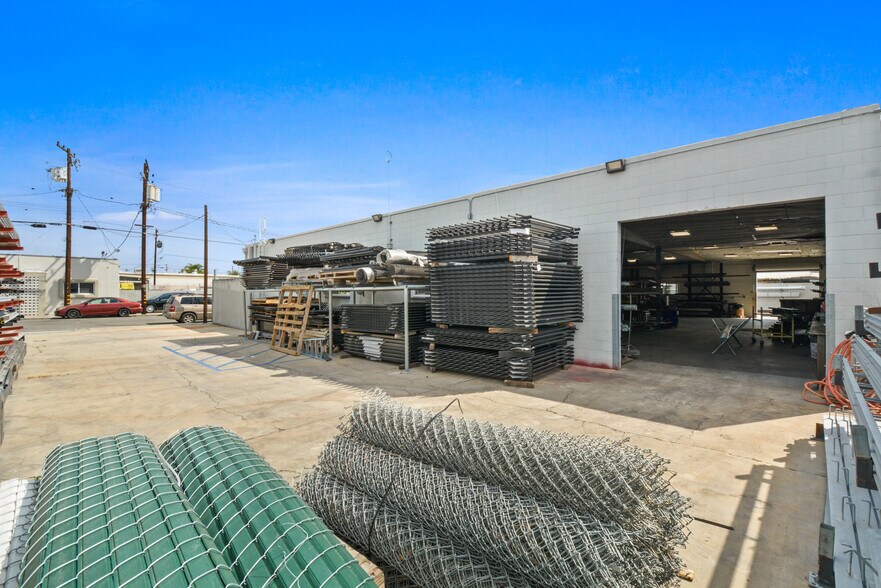 More Photos Of 1024-1026 E Arlee Pl, Anaheim Warehouse For Sale
