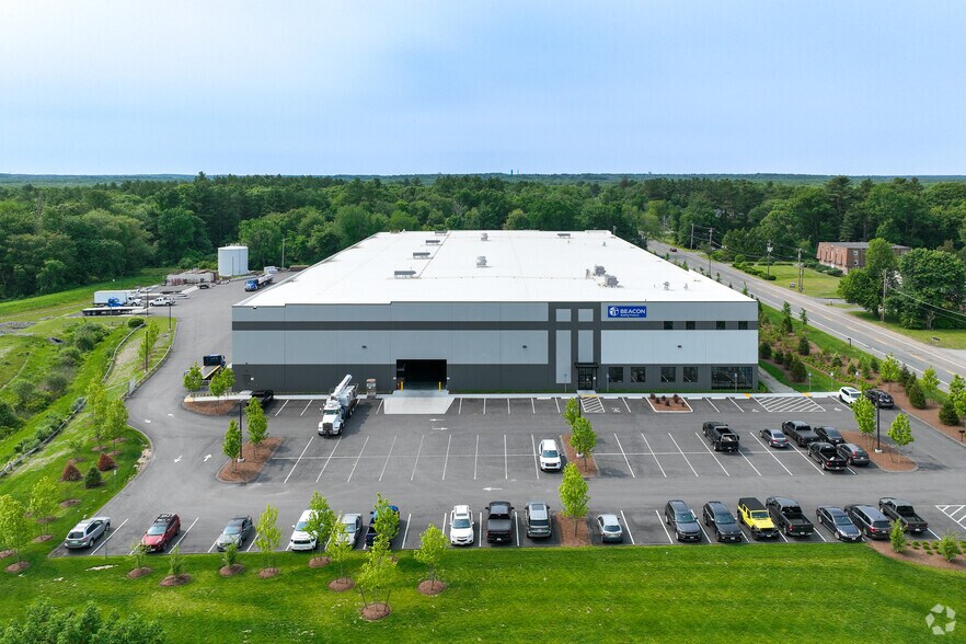 More Photos Of 530 Turnpike St, South Easton Warehouse For Lease