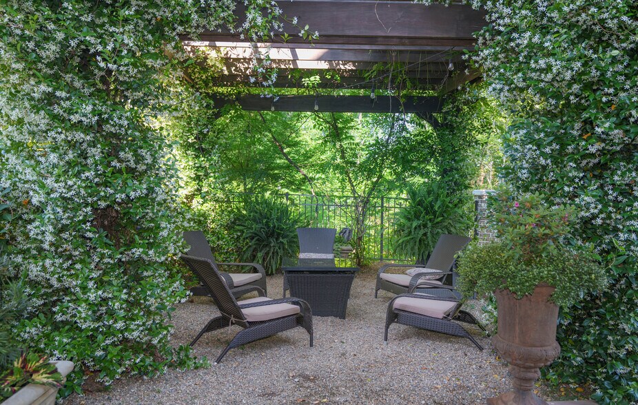 More Photos Of 4223 Cedar Creek Rd, Lancaster Specialty For Sale