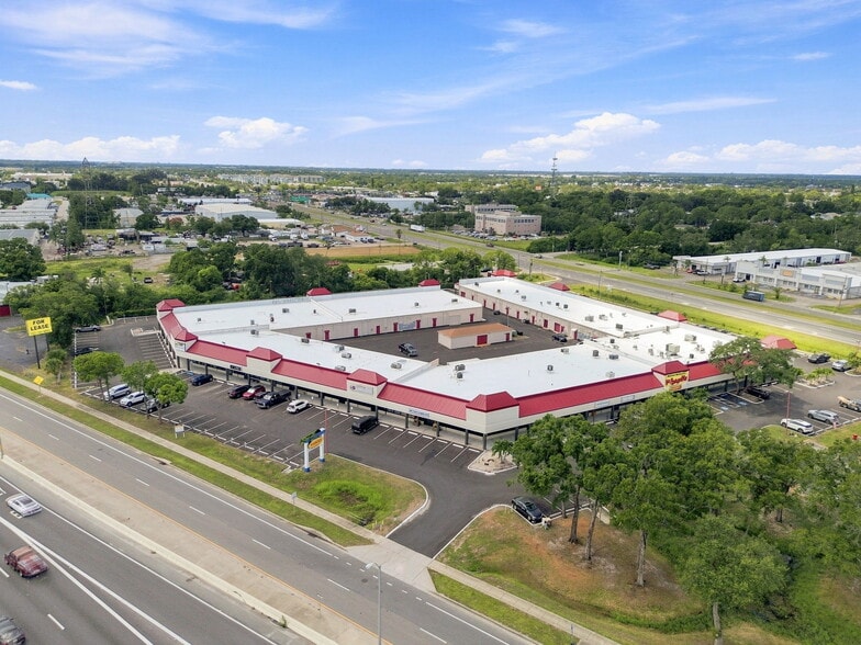More Photos Of 14100 US Highway 19 N, Clearwater Unknown For Lease