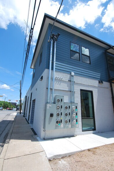 More Photos Of 1201 E Cesar Chavez St E, Austin Coworking Space