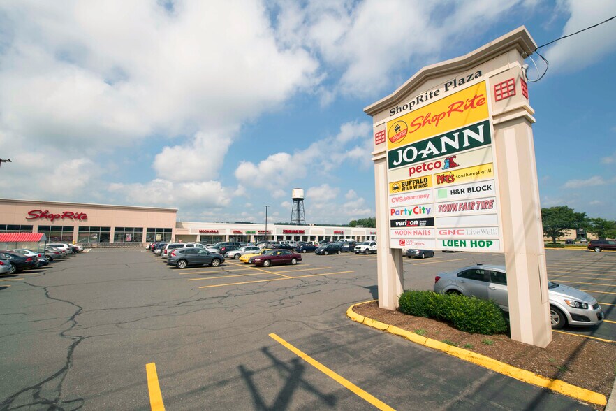 More Photos Of 700-800 Queen St, Southington Unknown For Lease