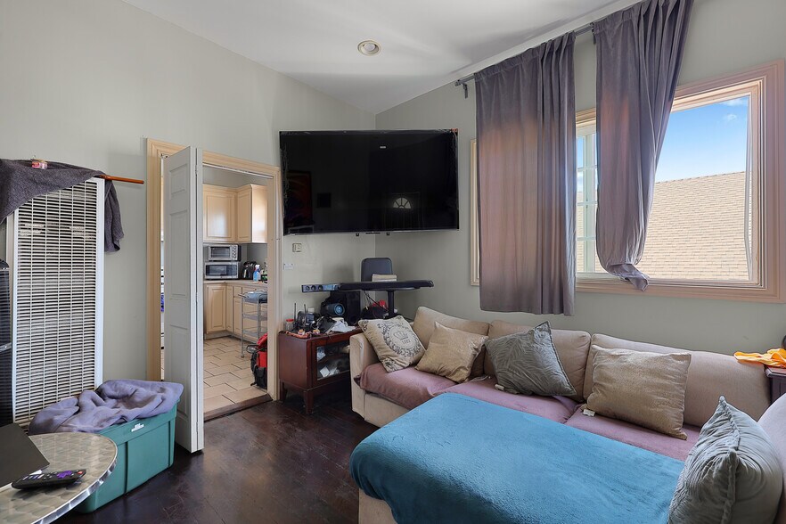 More Photos Of 340 Firmin St, Los Angeles Apartments For Sale