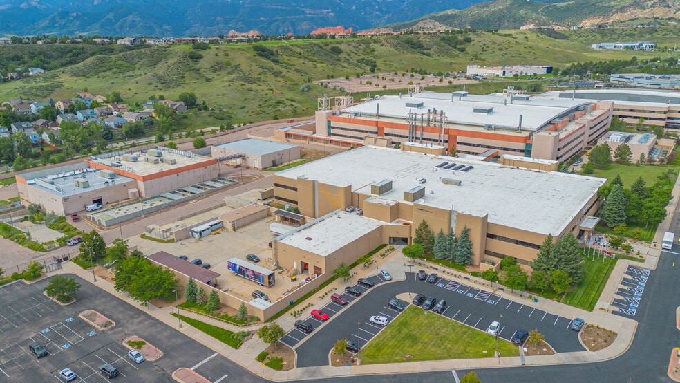 More Photos Of 1575 Garden of the Gods Rd, Colorado Springs Light Manufacturing For Lease