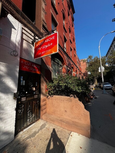 Primary Photo Of 73 W 83rd St, New York Apartments For Lease