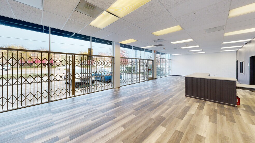 More Photos Of 6160 Florin Rd, Sacramento Flex For Lease