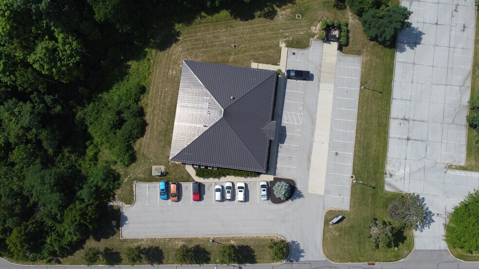 More Photos Of 2701 Chancellor Dr, Fort Mitchell Medical For Sale