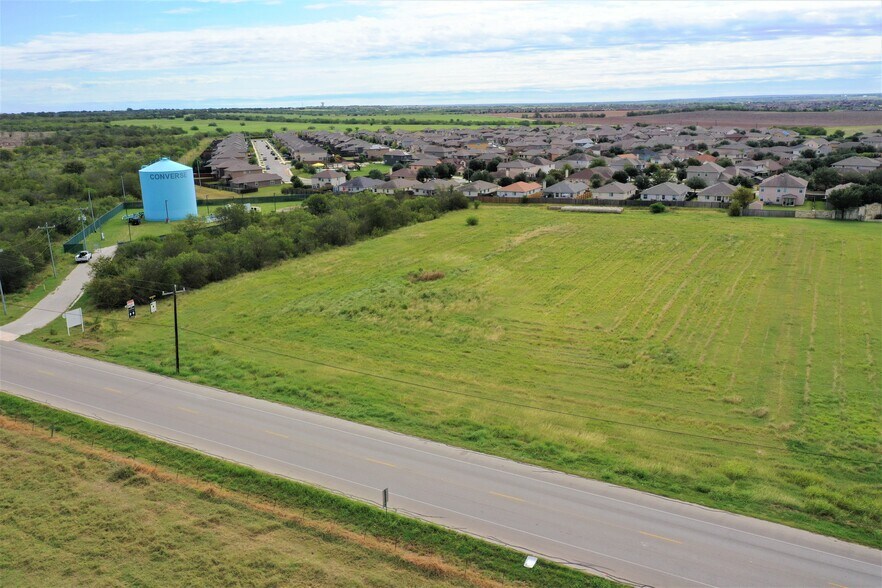 More Photos Of 1604 E Loop & Lower Seguin Rd, Converse Land For Lease