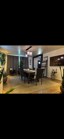 More Photos Of 4080 Spring Rd, Las Vegas Office Residential For Lease