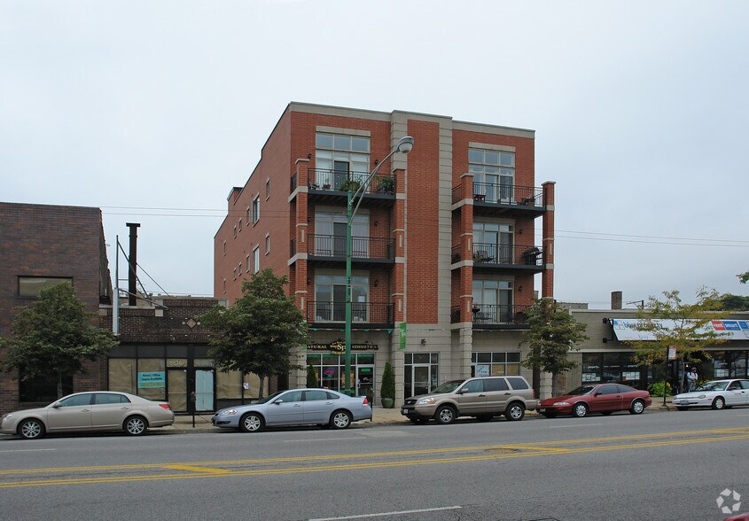 More Photos Of 5642 N Broadway St, Chicago Apartments For Lease