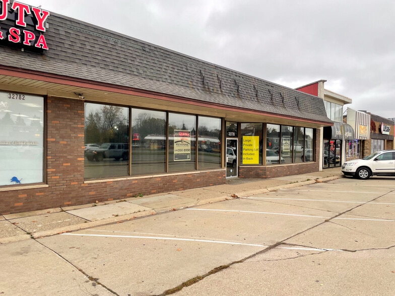 More Photos Of 32778-32782 Woodward Ave, Royal Oak General Retail For Sale