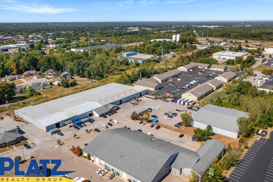 More Photos Of 590 E Western Reserve Rd, Youngstown Warehouse For Lease