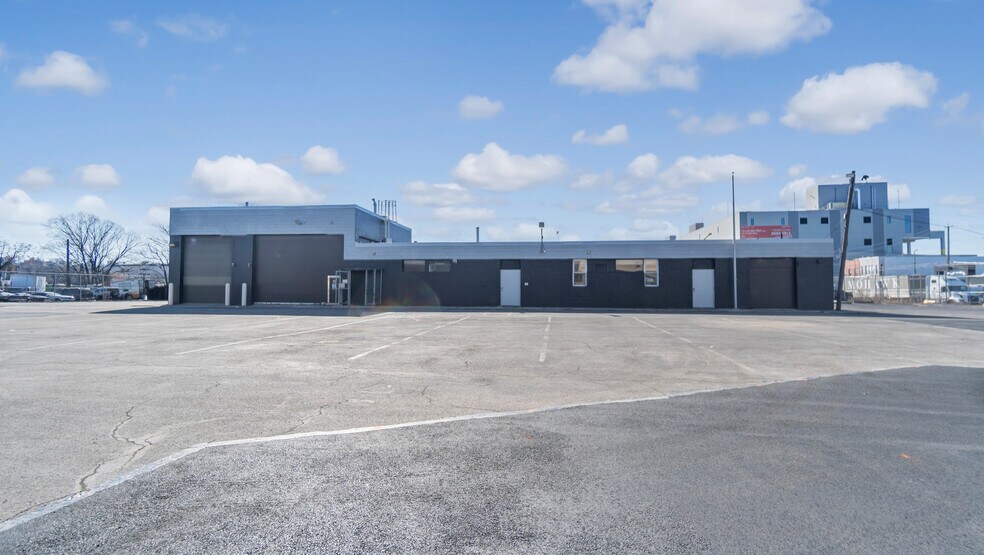 More Photos Of 644 Court St, Brooklyn Land For Lease