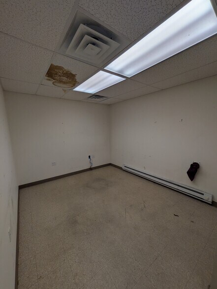 More Photos Of 7620-24 Ogontz ave, Philadelphia Office For Sale