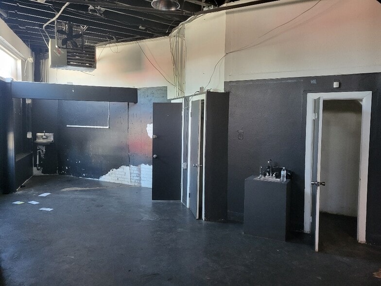 More Photos Of 2222 Broadway, Denver Theater Concert Hall For Lease