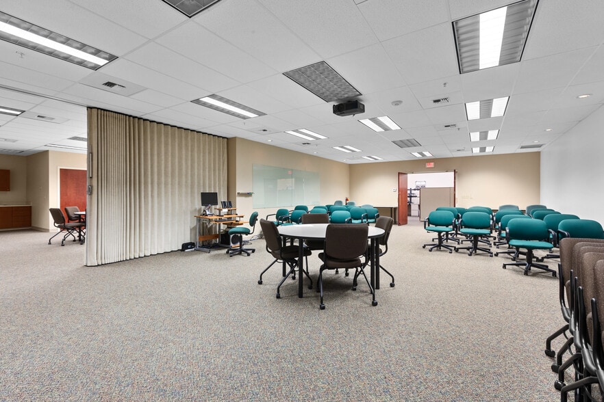 More Photos Of 555 Corporate Dr, Kalispell Medical For Lease