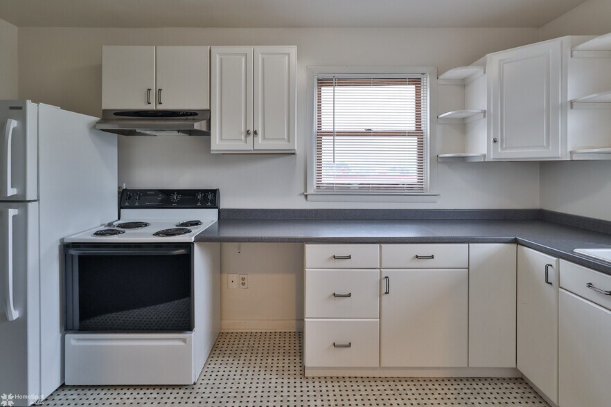 More Photos Of 15524 Kutztown Rd, Kutztown Auto Dealership For Sale