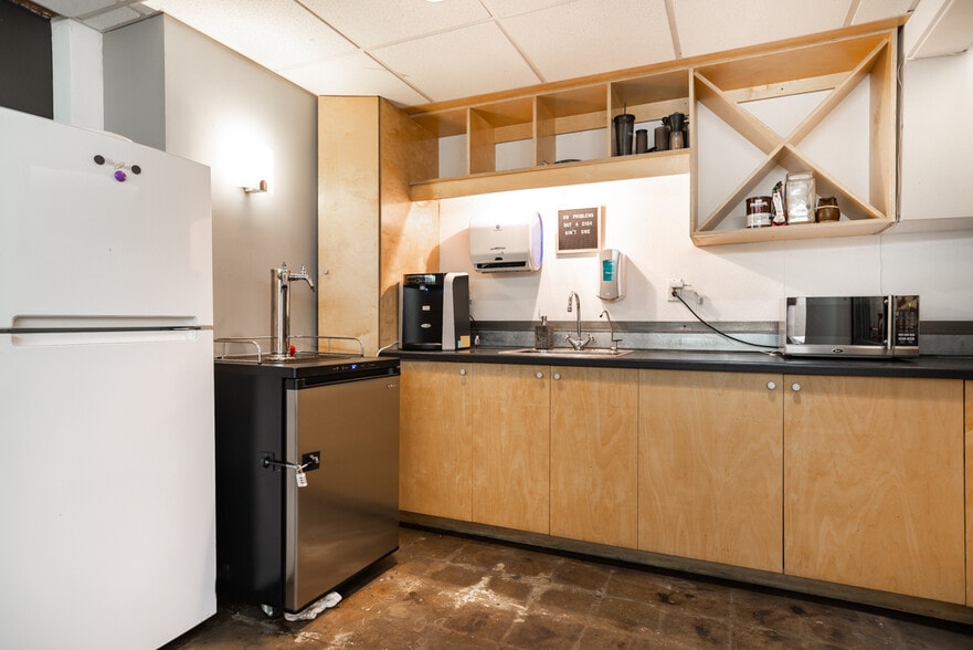 More Photos Of 3060-3064 University Ave, San Diego Storefront Retail Office For Lease