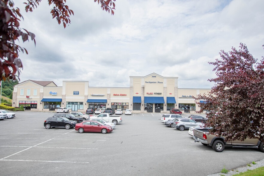 More Photos Of Northpointe Plz, Morgantown General Retail For Lease