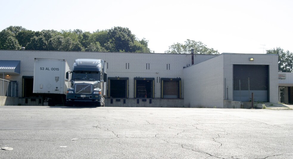 More Photos Of 1465 S Hawkins Ave, Akron Warehouse For Lease