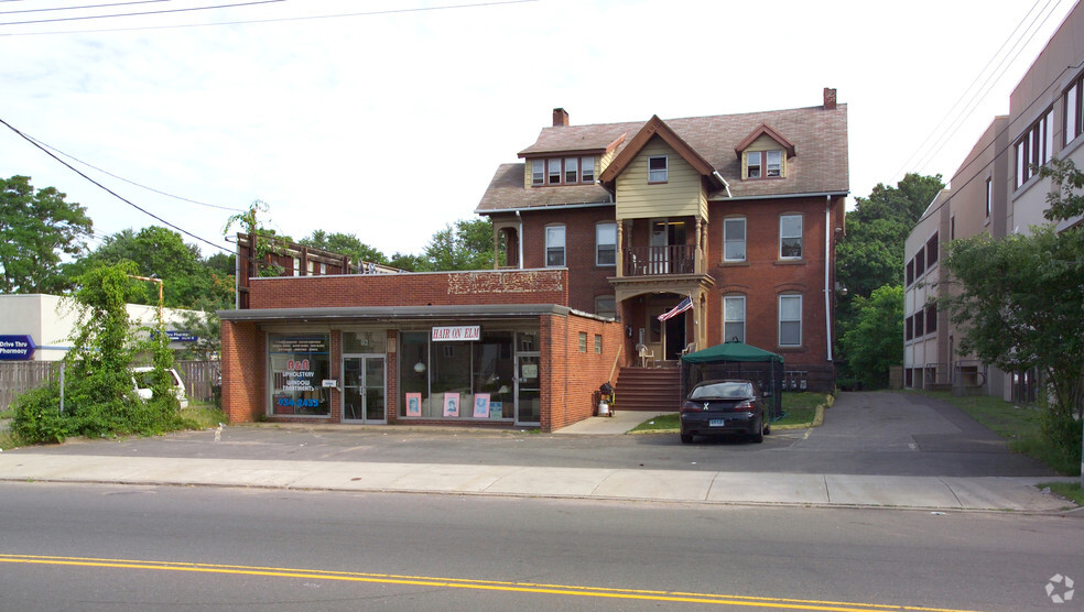 Primary Photo Of 92-96 Elm St, West Haven Storefront Retail Residential For Lease