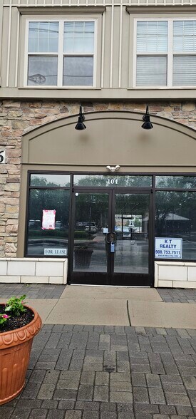 More Photos Of 244-246 South Ave, Fanwood Apartments For Lease