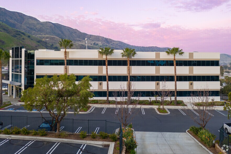 More Photos Of 4740 Green River Rd, Corona Office For Lease