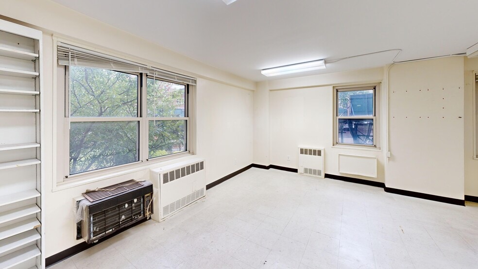 More Photos Of 5940 Queens Blvd, Woodside Apartments For Lease