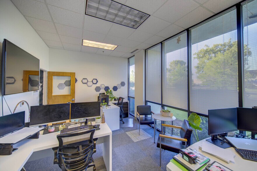 More Photos Of 1065 Marauder St, Chico Manufacturing For Lease