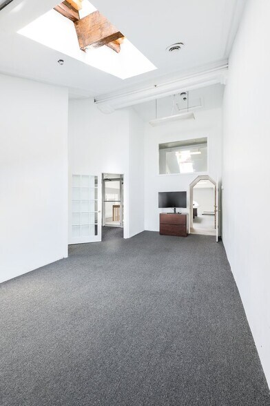 More Photos Of 86 Pleasant St, Marlborough Religious Facility For Sale