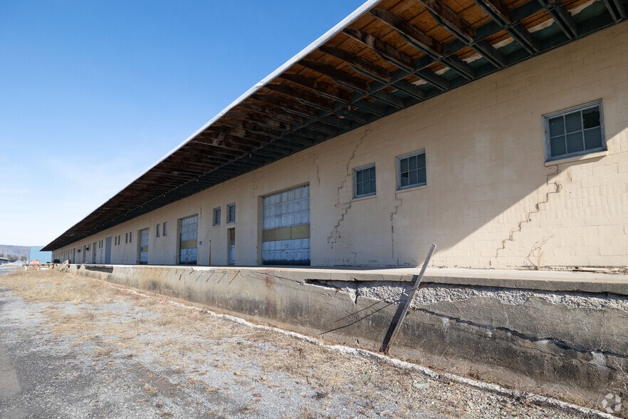 More Photos Of 705 Business Blvd, Schenectady Warehouse For Sale