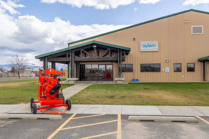 More Photos Of 3860 Helberg Dr, Helena Service For Lease