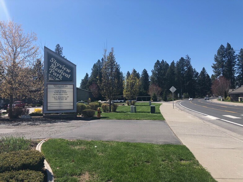 More Photos Of 950 W Ironwood Dr, Coeur d'Alene Medical For Sale
