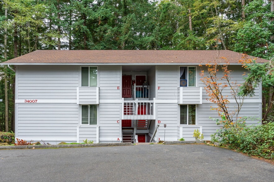 More Photos Of 34007 1st Cir S, Federal Way Multifamily For Sale