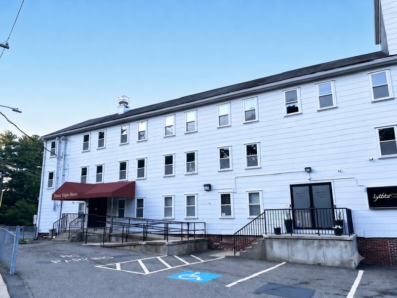 More Photos Of 50 Grove St, Salem Loft Creative Space For Lease