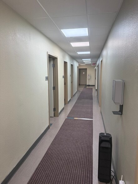 More Photos Of 3220 W Charleston Blvd, Las Vegas Medical For Lease