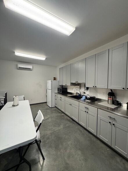 More Photos Of 627 S Main St, Coalville Auto Dealership For Sale