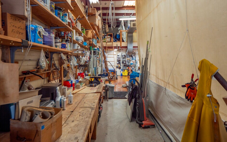 More Photos Of 64 Halsey St, Newport Warehouse For Sale