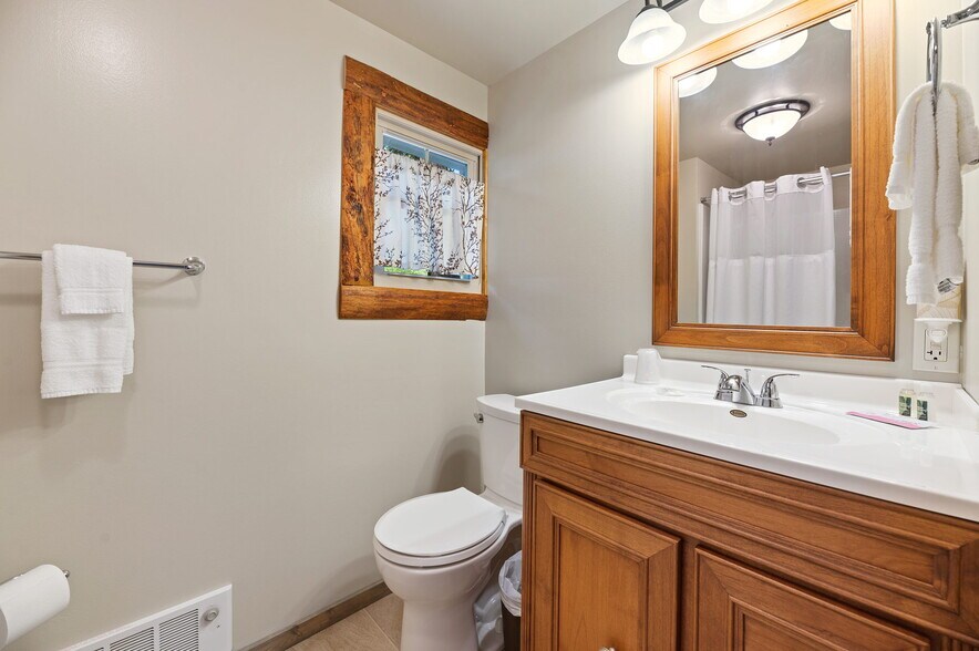 More Photos Of 10888 Rimrock Pl, Spearfish Hotel For Sale