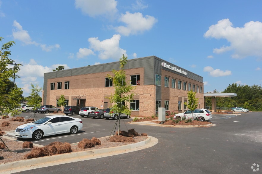 More Photos Of 3970 Dep Bill Cantrell Memorial Rd, Cumming Medical For Lease