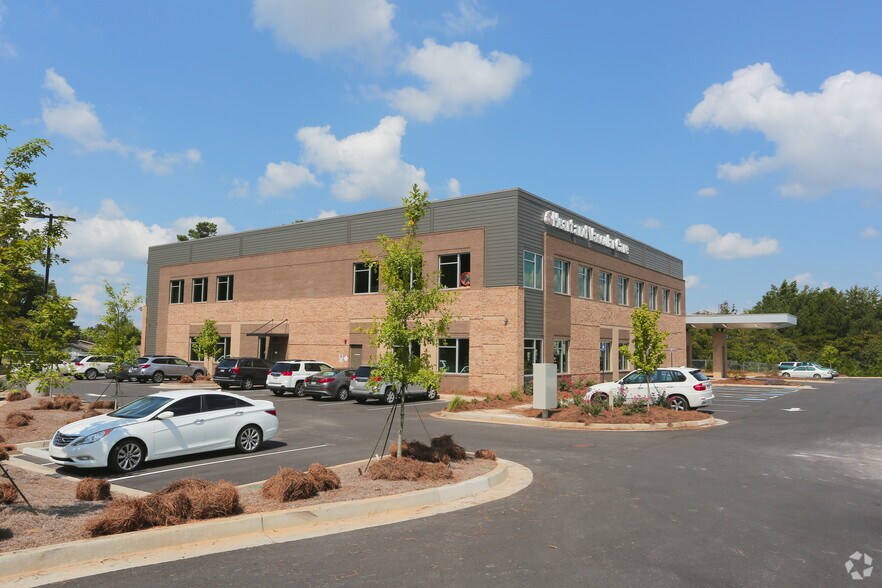 More Photos Of 3970 Deputy Bill Cantrell Mem, Cumming Medical For Lease