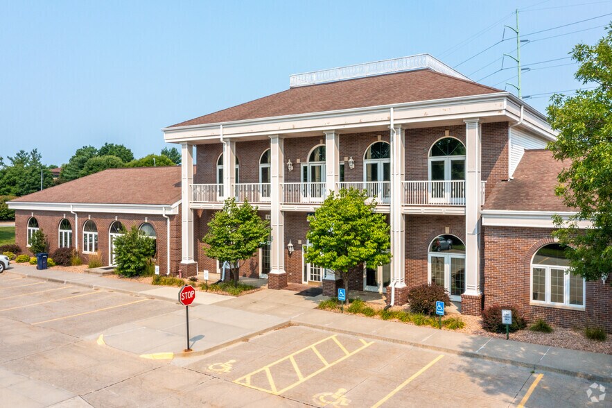 Primary Photo Of 3424 Ep True Pky, West Des Moines Daycare Center For Lease