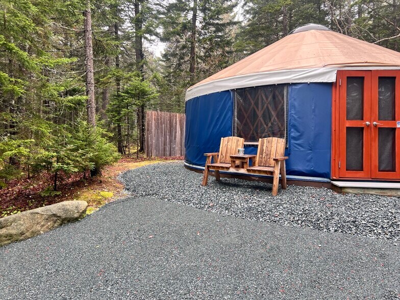 More Photos Of 200 Seal Cove Rd, Southwest Harbor Hotel For Sale