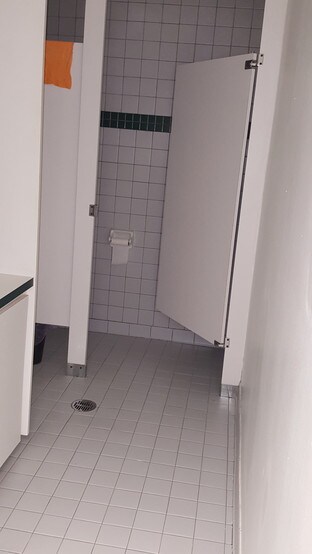 More Photos Of 1460 S McCall Rd, Englewood Medical For Sale