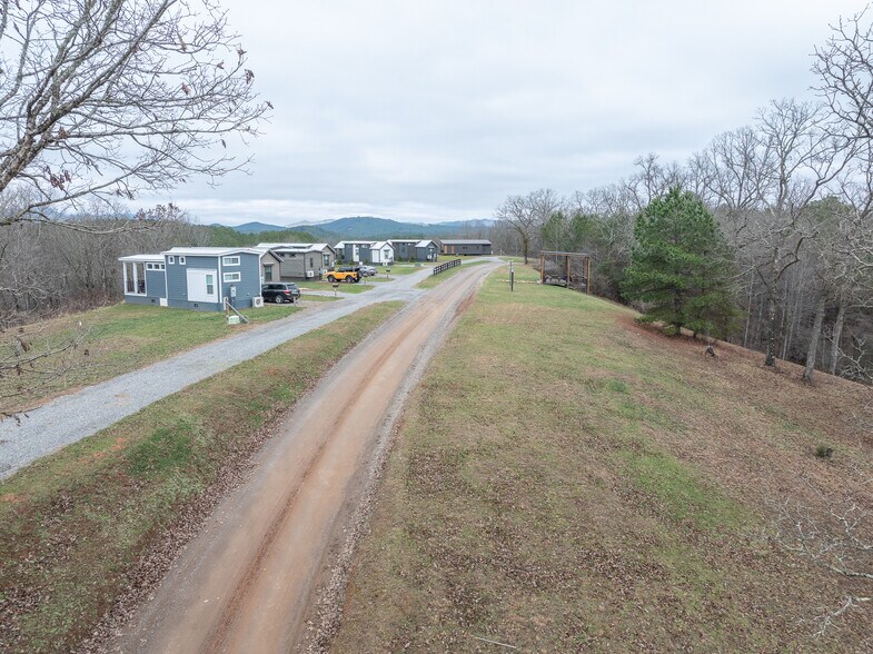 More Photos Of 177 Roper Rd, Copperhill Specialty For Sale