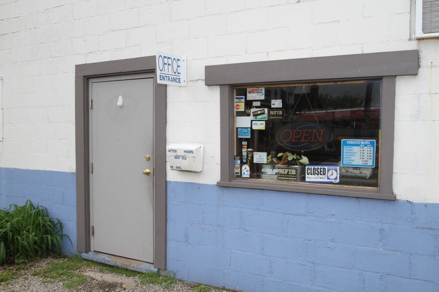 More Photos Of 2140 Conway Wallrose Rd, Freedom Auto Repair For Sale