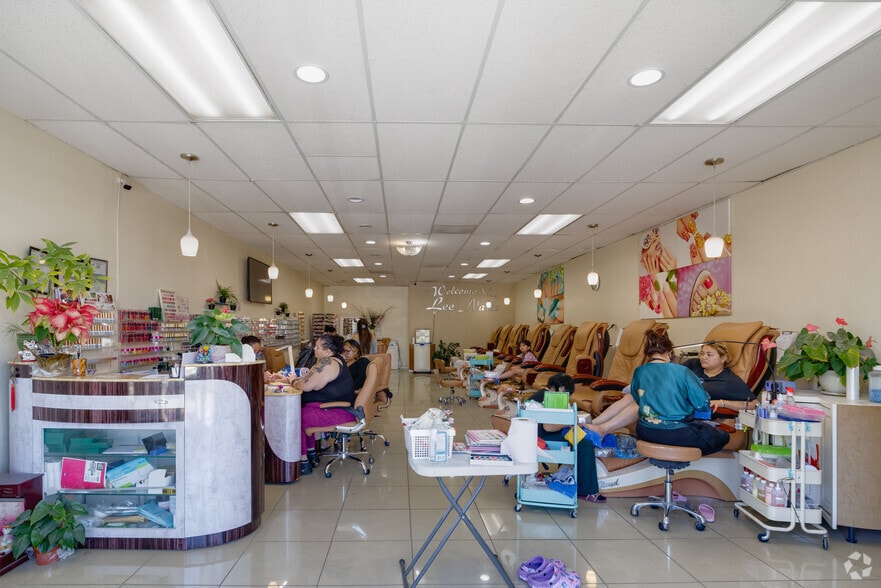 More Photos Of 1815 E Valley Pky, Escondido Unknown For Sale